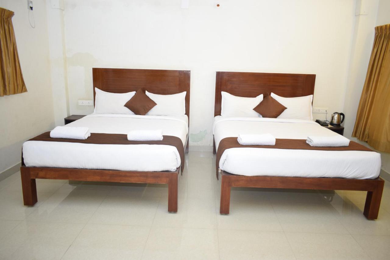 Hotel Rani Residency Pondicherry Esterno foto