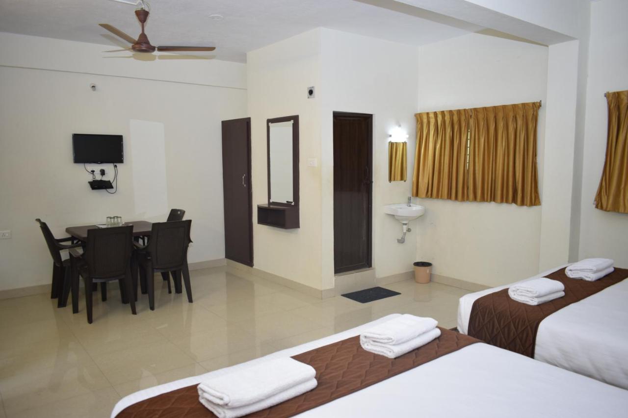 Hotel Rani Residency Pondicherry Esterno foto