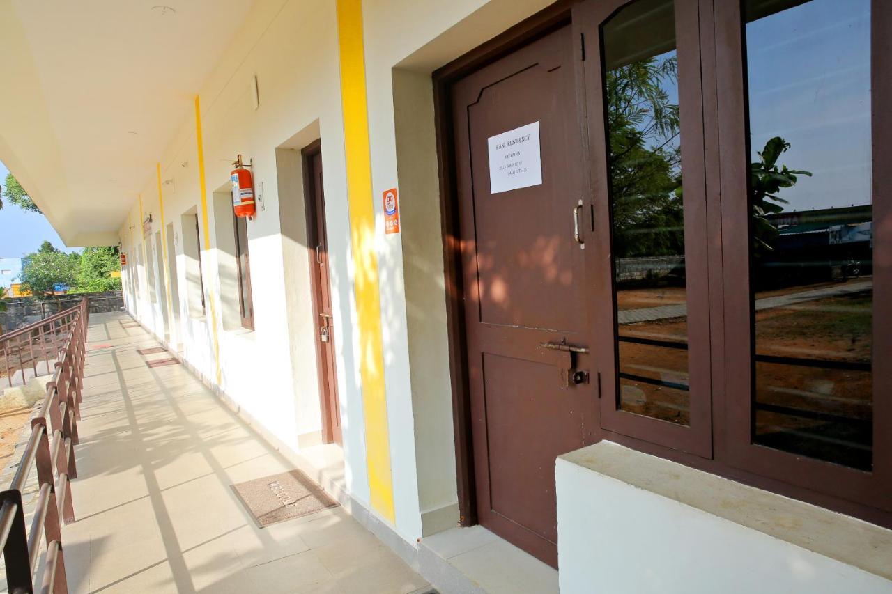 Hotel Rani Residency Pondicherry Esterno foto